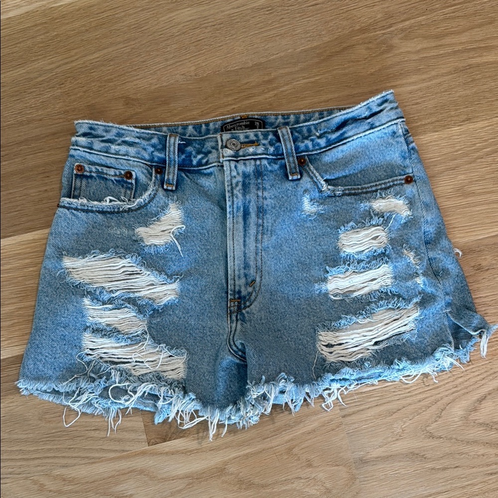 Abercrombie & Fitch Annie High Rise Short